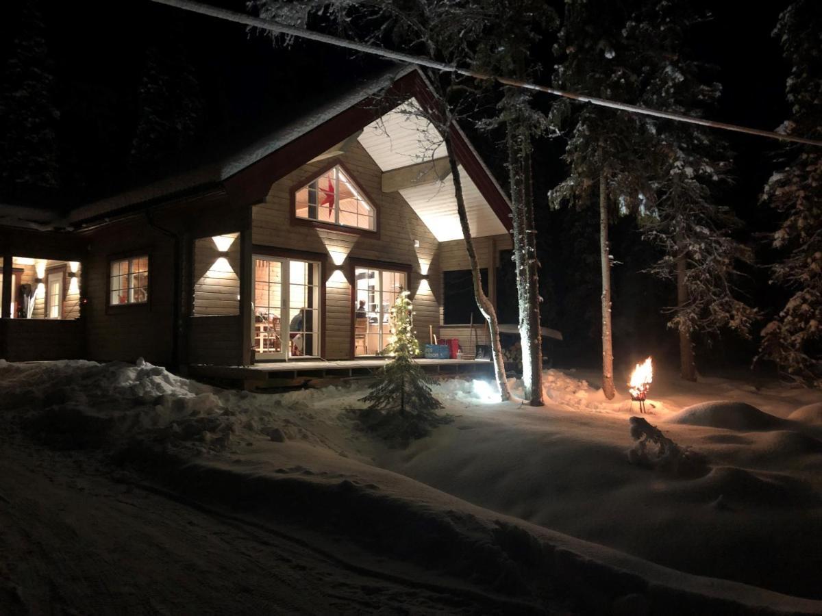 Kavanstugan Funaesdalen エクステリア 写真
